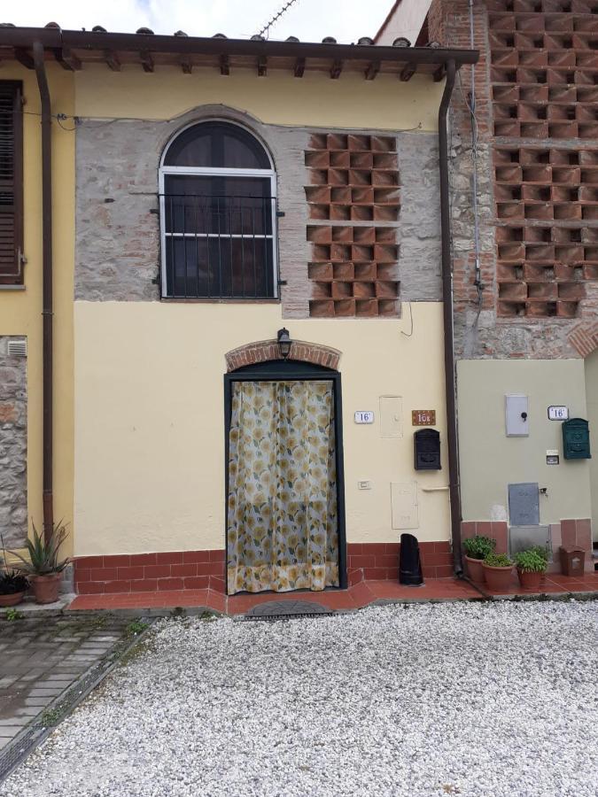 Вилла Casa Di Nonno Gio Веккьяно Экстерьер фото