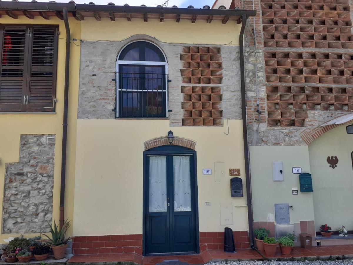 Вилла Casa Di Nonno Gio Веккьяно Экстерьер фото